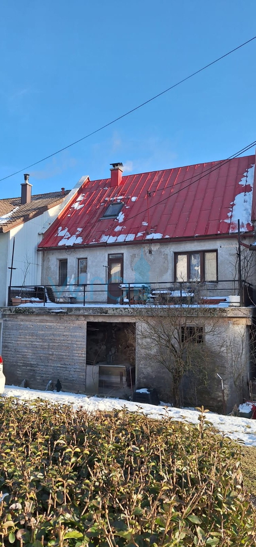 Gorski kotar, Fužine, center, vrstna hiša, terasa, vrt, prodaja