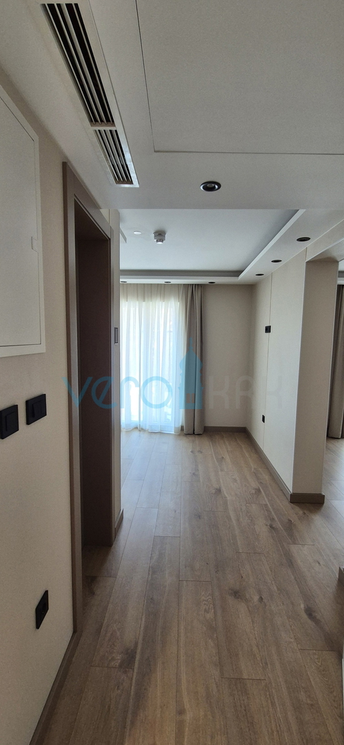 Crikvenica, hotel s 30 apartmaji, restavracija, wellness, bazen, prodaja