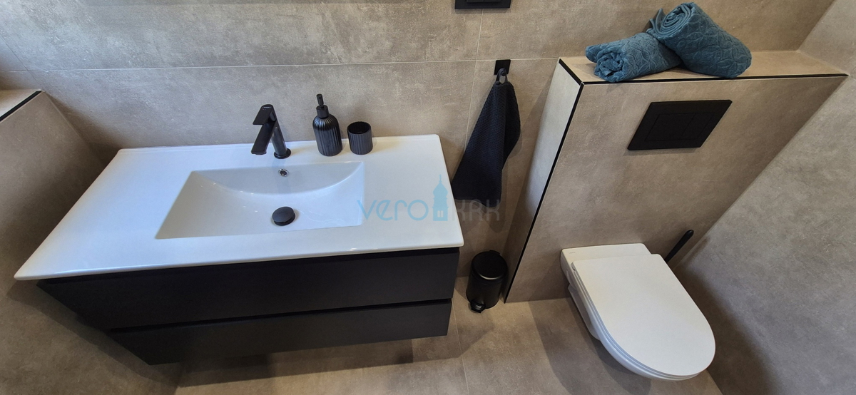 Mesto Krk, širša okolica, dvojna hiša, novogradnja, bazen, prodaja