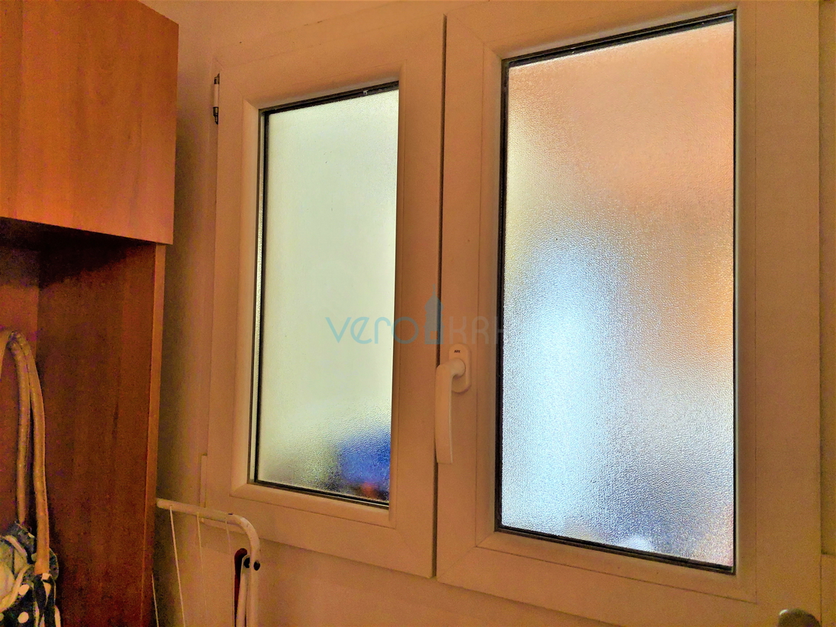 Crikvenica, center - apartma 38m2, 250 m do morja, prodamo
