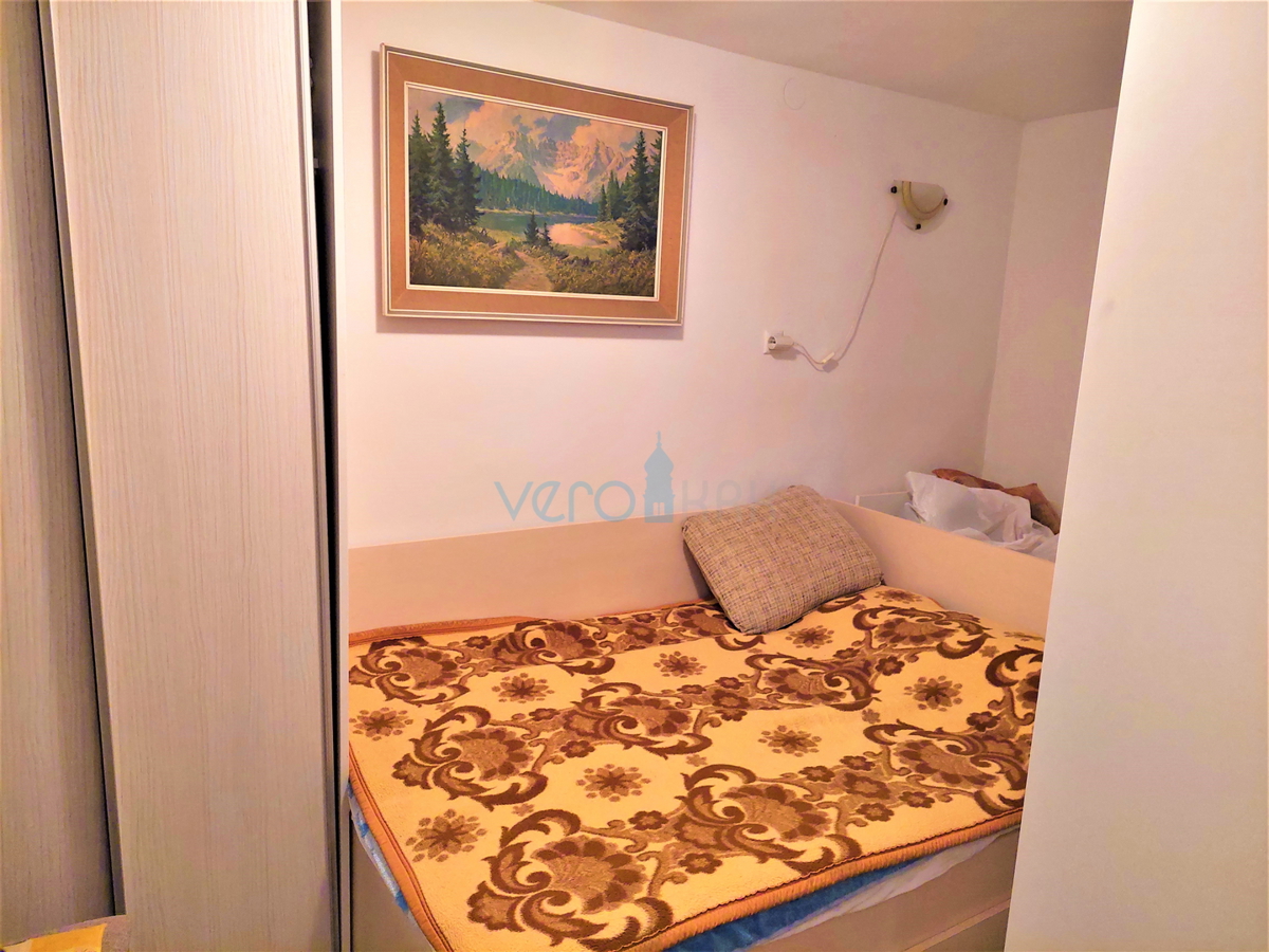 Crikvenica, center - apartma 38m2, 250 m do morja, prodamo