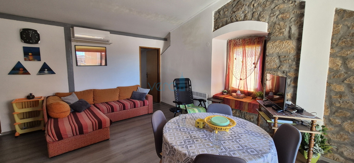 Crikvenica, center - 62 m2, 2 sobi z dnevno sobo, drugi vrsti od morja, prodaja