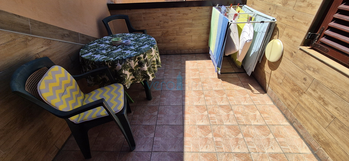 Crikvenica, center - 62 m2, 2 sobi z dnevno sobo, drugi vrsti od morja, prodaja