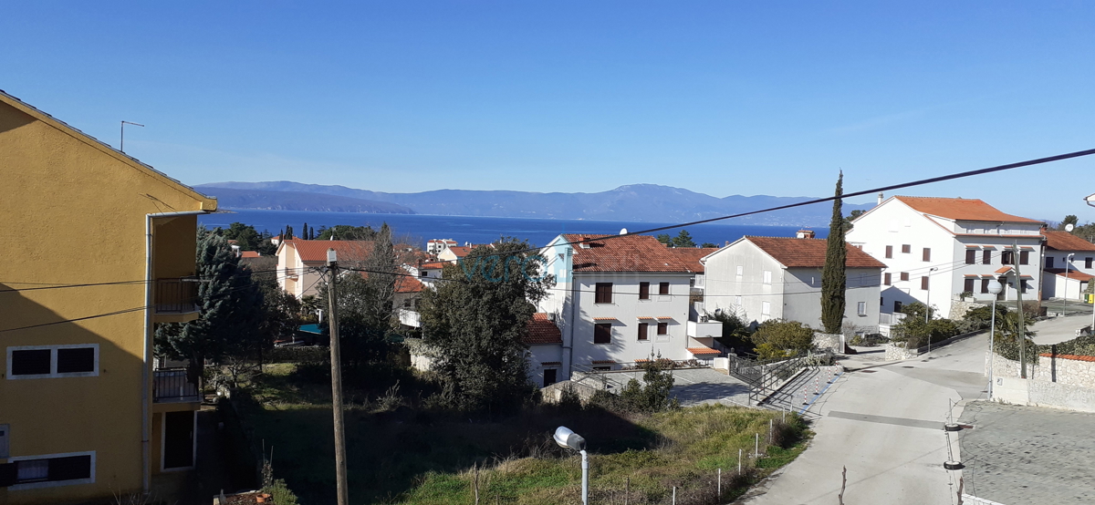 Otok Krk, Malinska, popolna turistična hiša v centru
