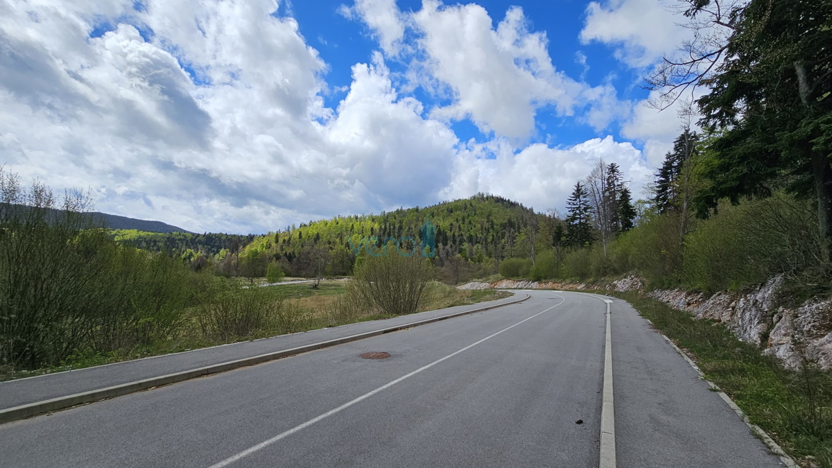 Gorski kotar, Fužine, Zemljišče 1240 m2 za gradnjo hiše za počitnice, prodaja