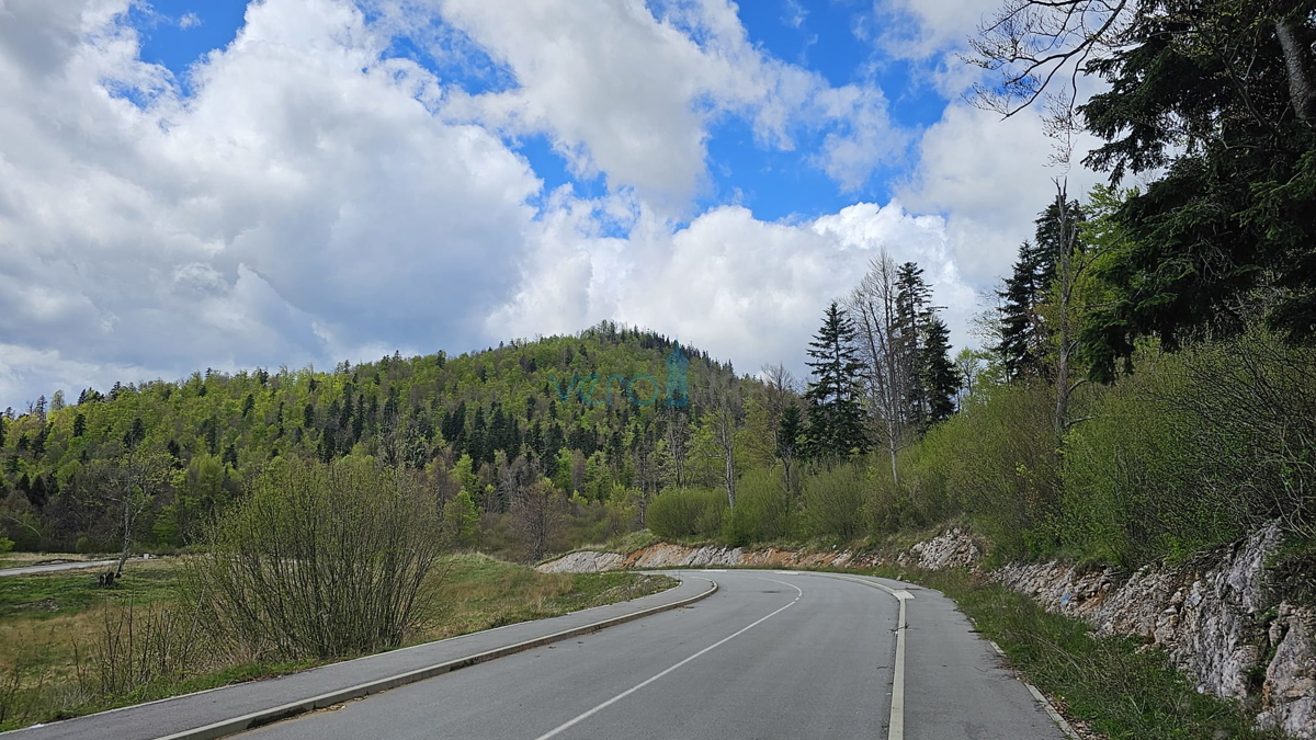 Gorski kotar, Fužine, Zemljišče 1240 m2 za gradnjo hiše za počitnice, prodaja