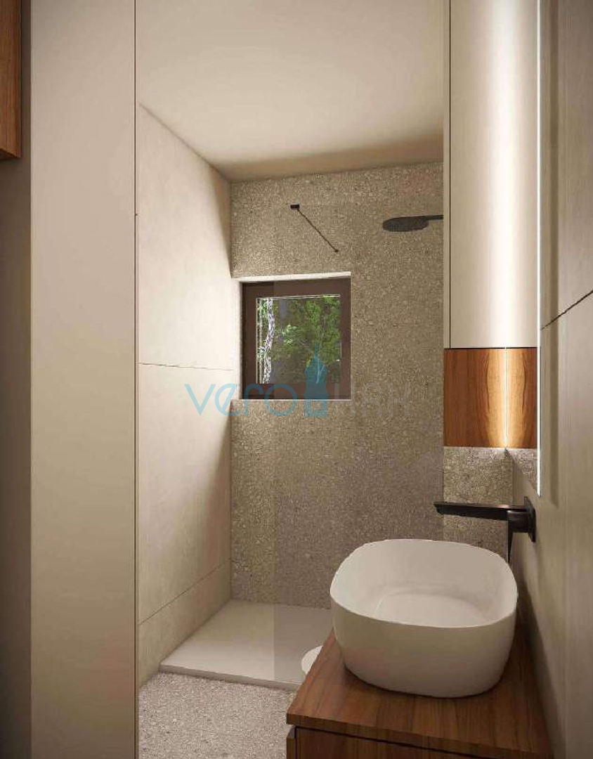 Otok Krk, Omišalj, novogradnja, dvosobno stanovanje v pritličju, vrt, shramba, prodaja