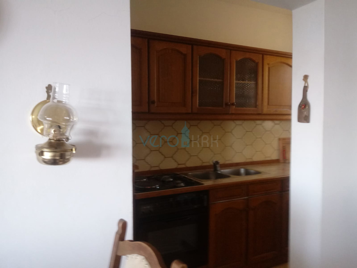 Stinica, mesto Senj, zaledje, samostojna hiša s 3 apartmaji, razgled, prodaja