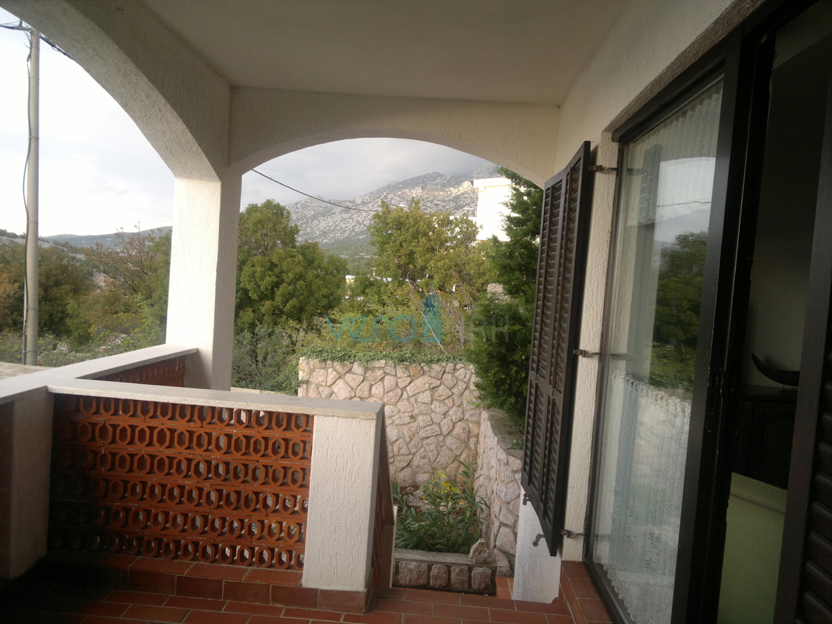 Stinica, mesto Senj, zaledje, samostojna hiša s 3 apartmaji, razgled, prodaja