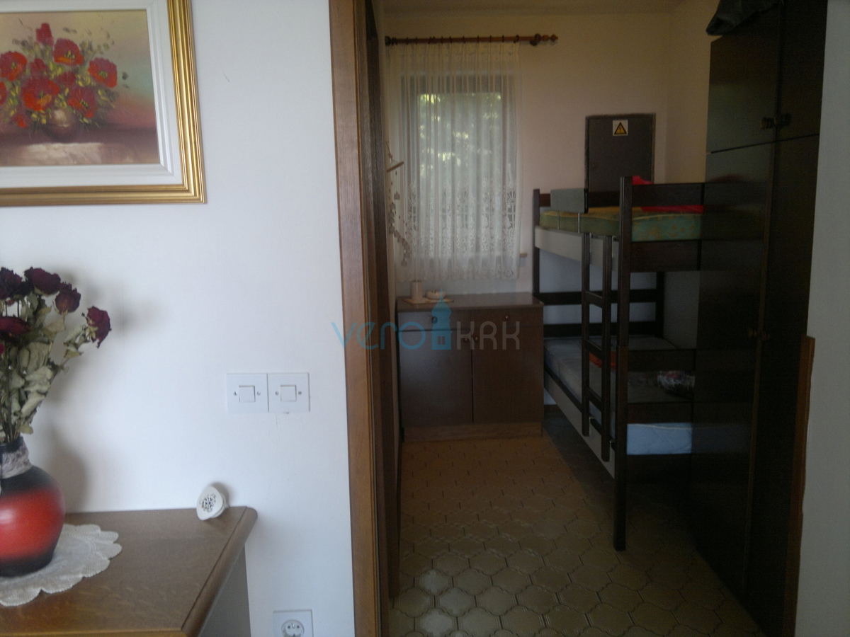 Stinica, mesto Senj, zaledje, samostojna hiša s 3 apartmaji, razgled, prodaja