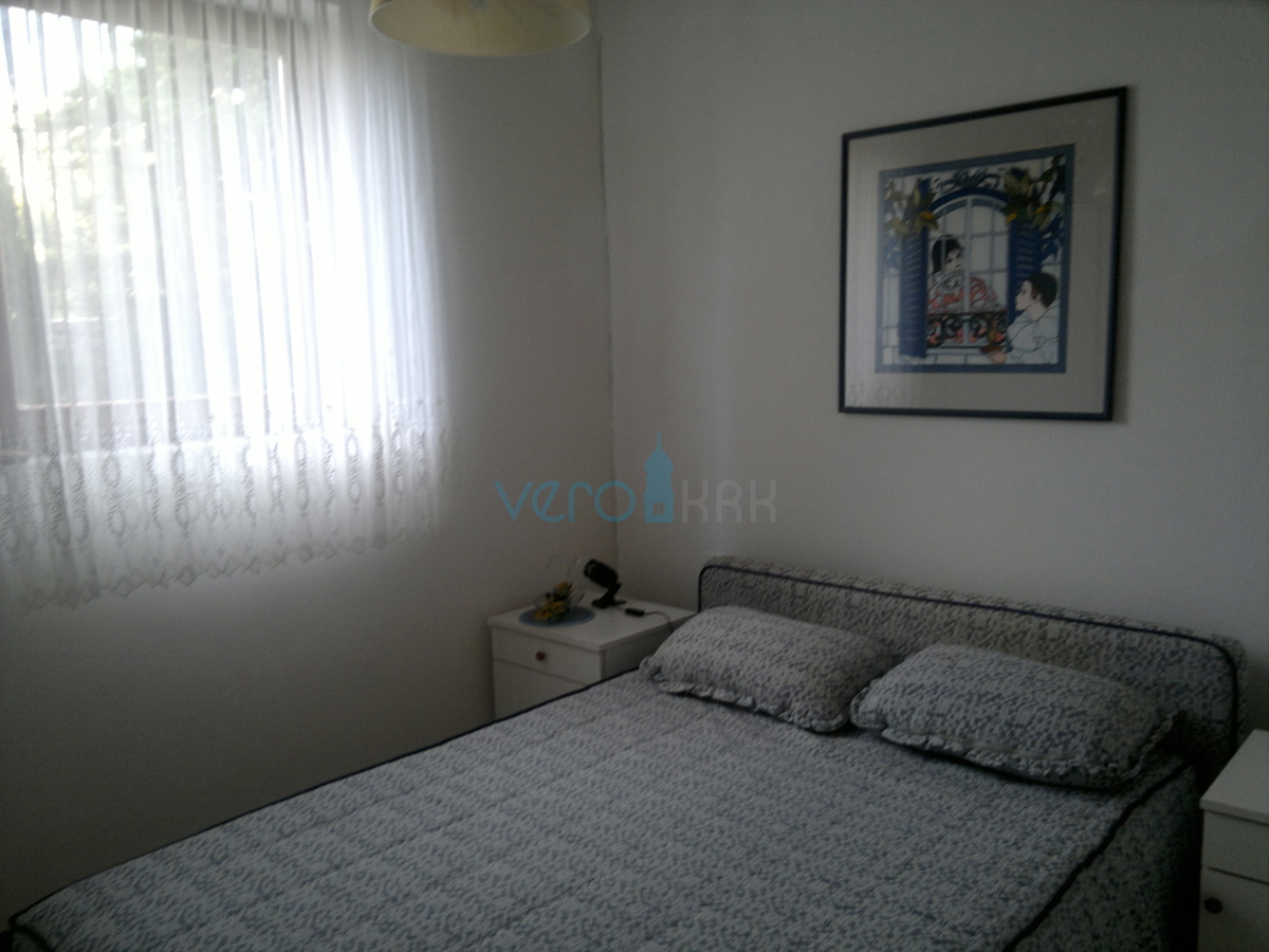 Stinica, mesto Senj, zaledje, samostojna hiša s 3 apartmaji, razgled, prodaja