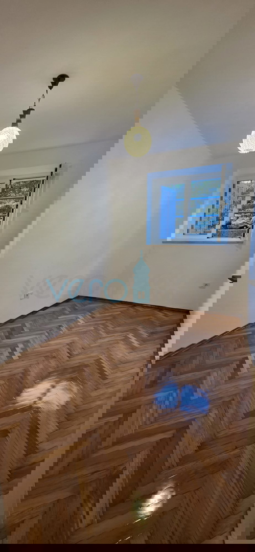 Bakar, trisobno stanovanje z dnevno sobo, 71 m2, pritličje, center, blizu morja, prodaja