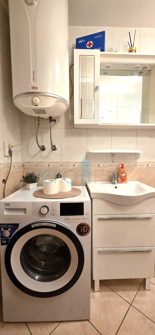 Rijeka, Pećine, prvo nadstropje, stanovanje 43 m2, prodaja