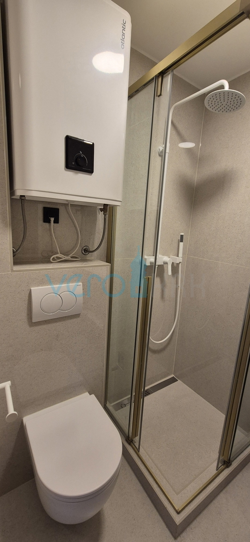 Crikvenica, novogradnja, stanovanje 19 m2 v drugem nadstropju, dvigalo, prodaja