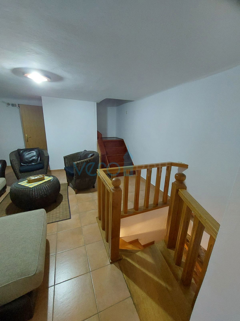 Omišalj, staro jedro, obnovljena kamnita hiša, 140 m2, prodaja