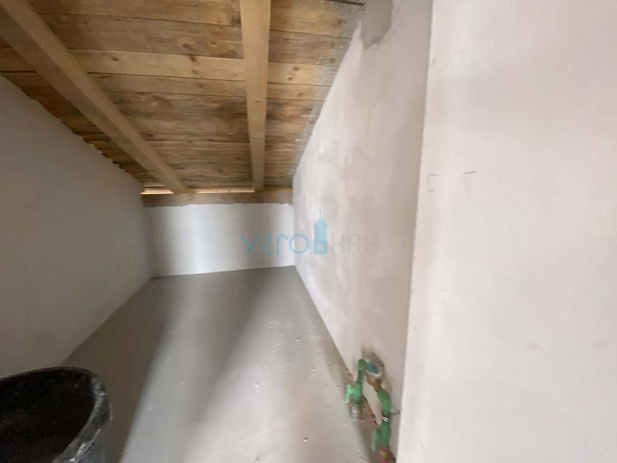 Kostrena - obnovljena stara hiša, 5 apartmajev, razgled, prodaja