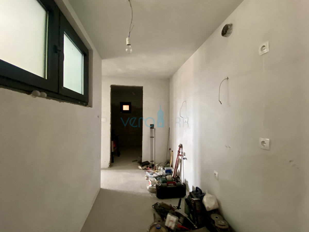 Kostrena - obnovljena stara hiša, 5 apartmajev, razgled, prodaja