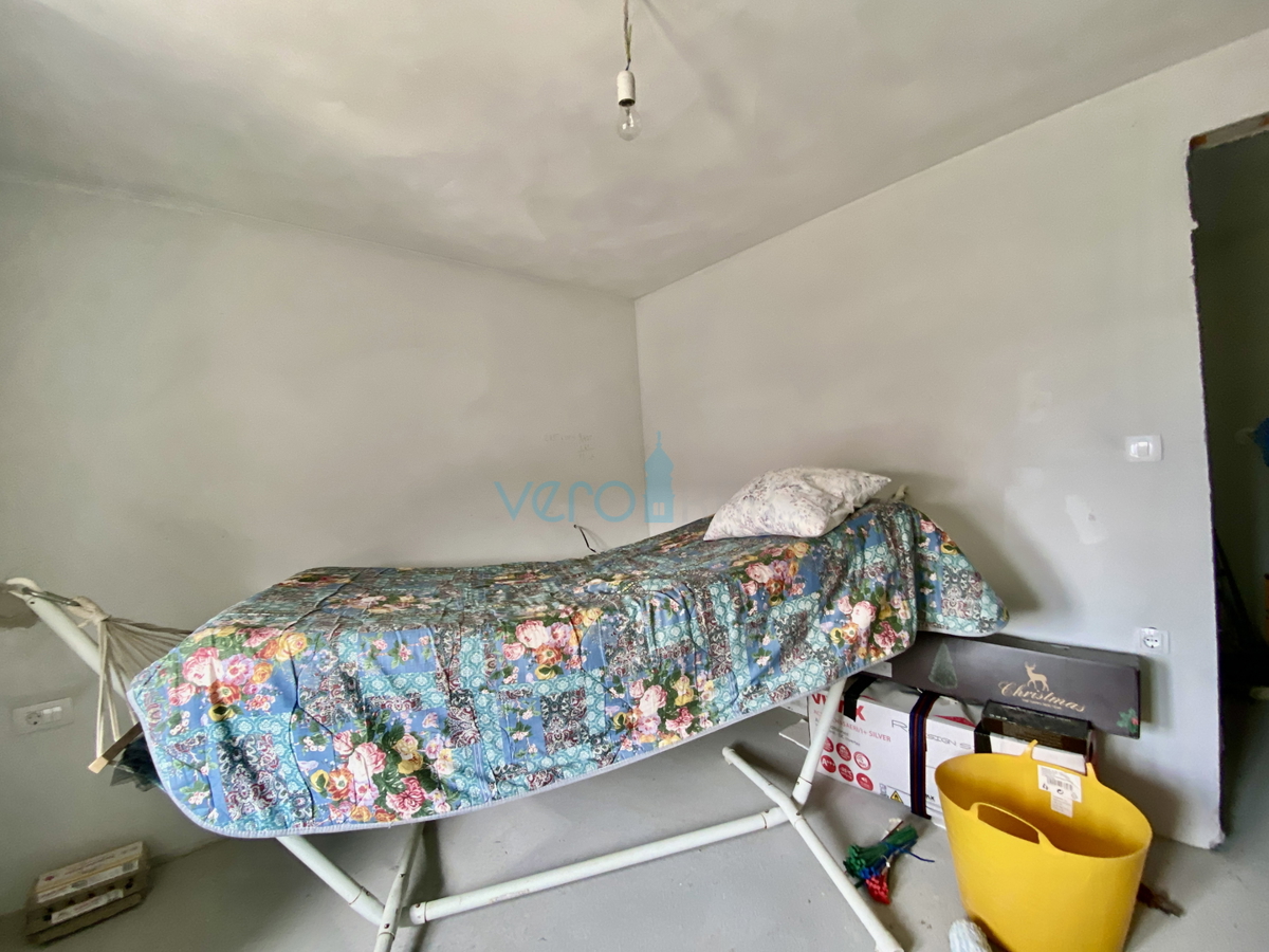 Kostrena - obnovljena stara hiša, 5 apartmajev, razgled, prodaja