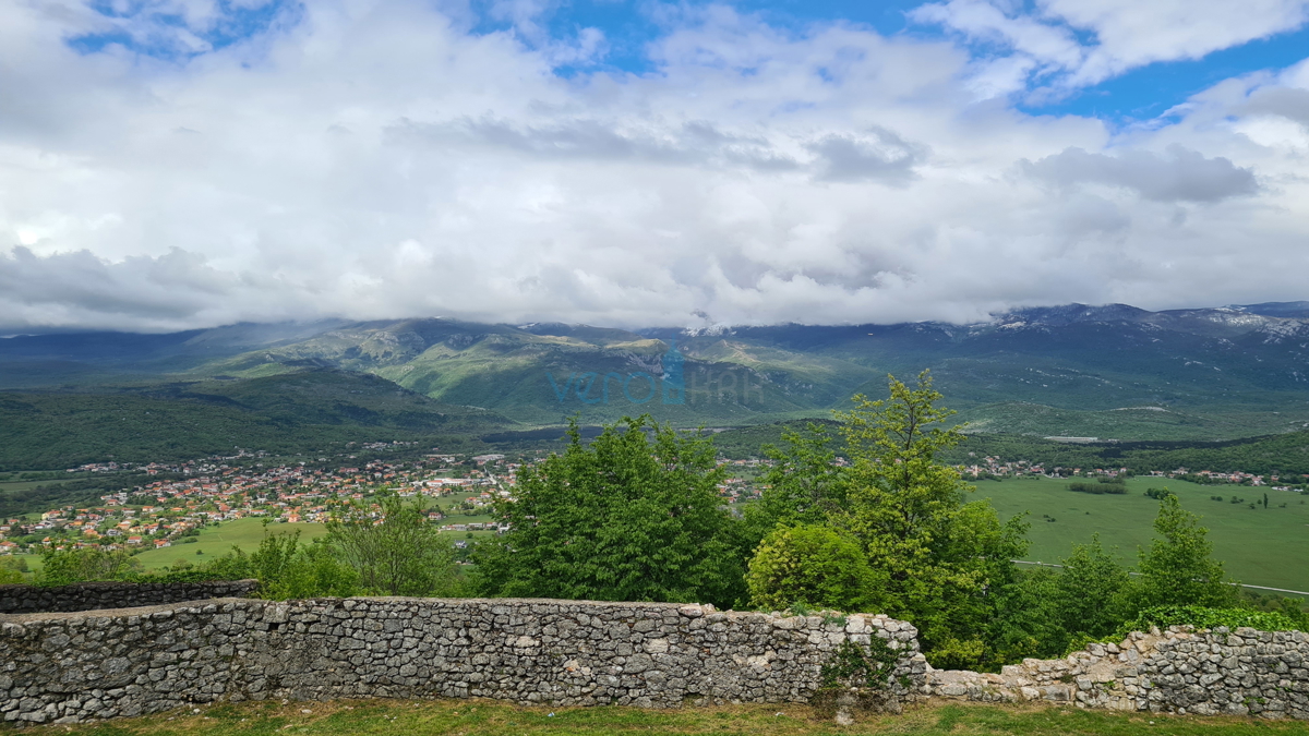 Rijeka, Grobnik, dvojček, 162 m2, 200 m2 vrta, trajni pogled, prodamo