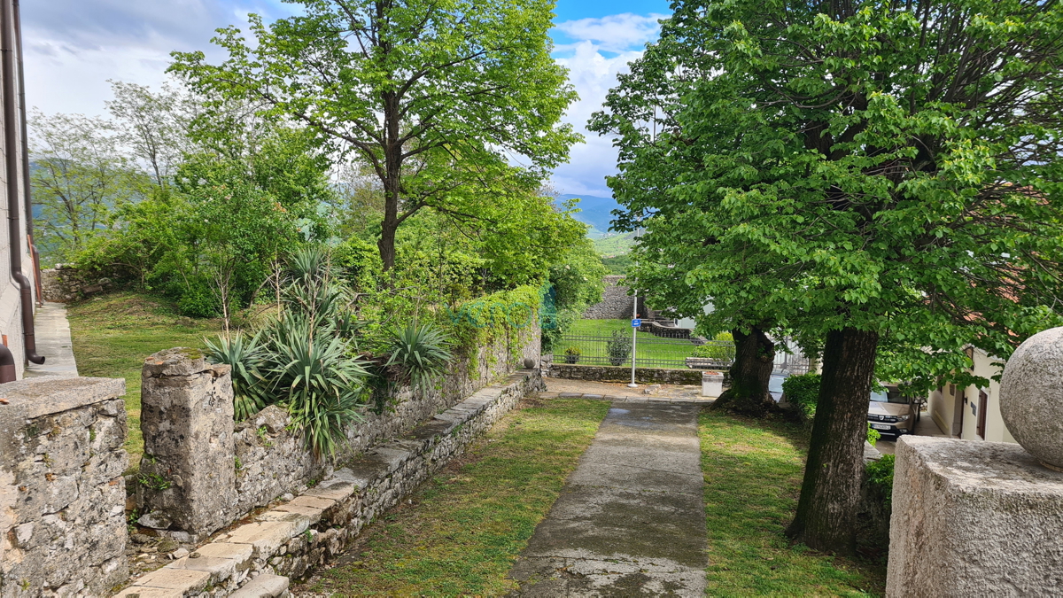 Rijeka, Grobnik, dvojček, 162 m2, 200 m2 vrta, trajni pogled, prodamo