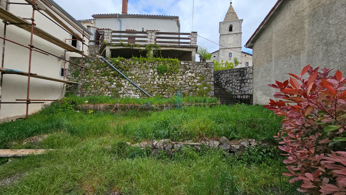 Rijeka, Grobnik, dvojček, 162 m2, 200 m2 vrta, trajni pogled, prodamo