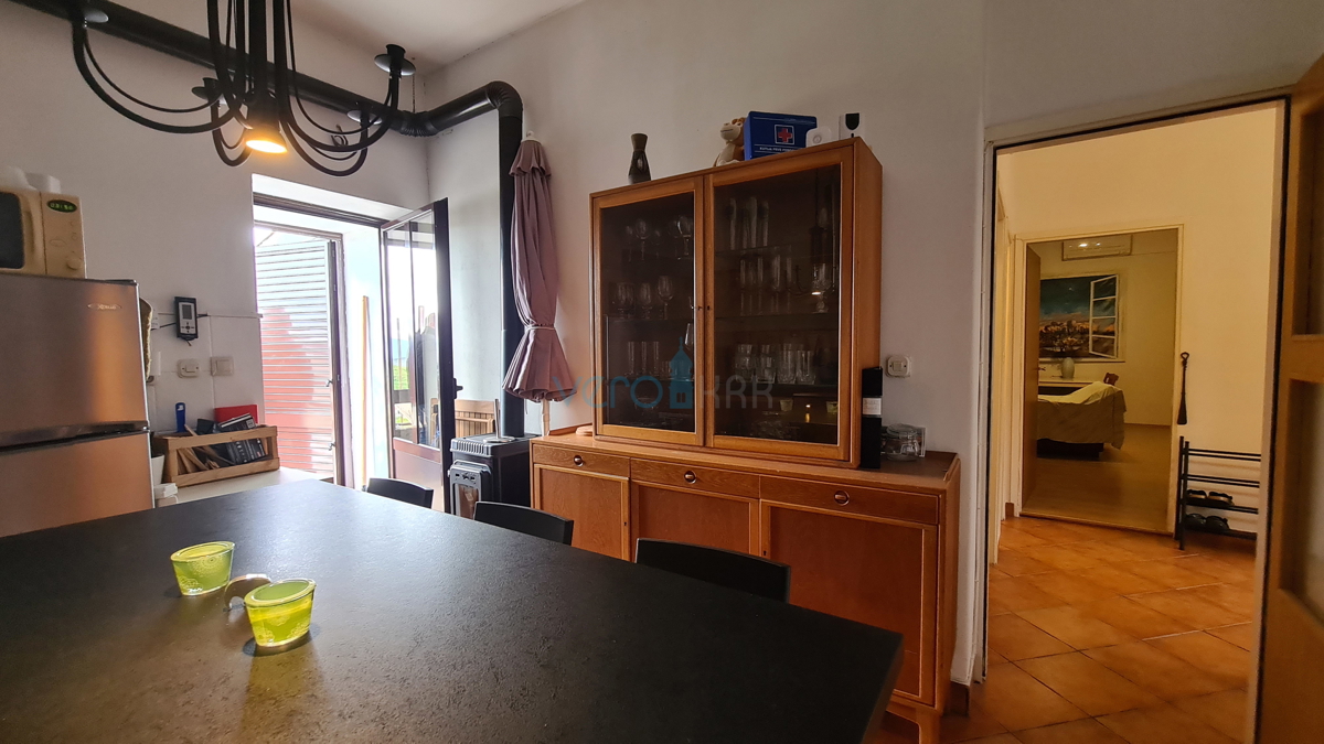 Rijeka, Grobnik, dvojček, 162 m2, 200 m2 vrta, trajni pogled, prodamo