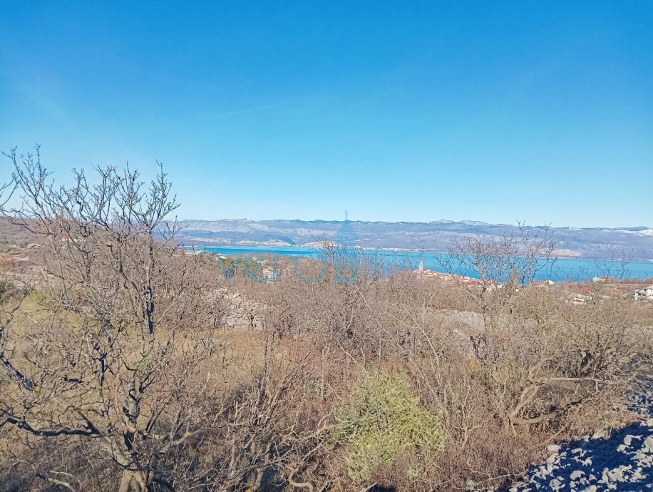 Vrbnik, otok Krk, gradbeno zemljišče 3136 m2, pogled na morje, prodaja