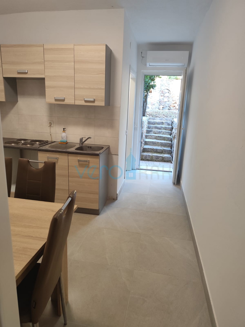 Crikvenica, Dramalj, stanovanje s prekrasnim pogledom na morje, terasa, prodaja