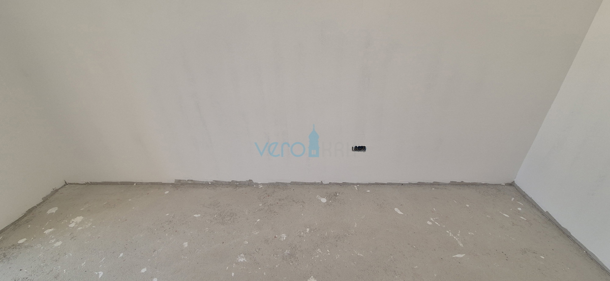 Malinska, otok Krk, dvojna hiša, bazen, novogradnja, vrt, razgled