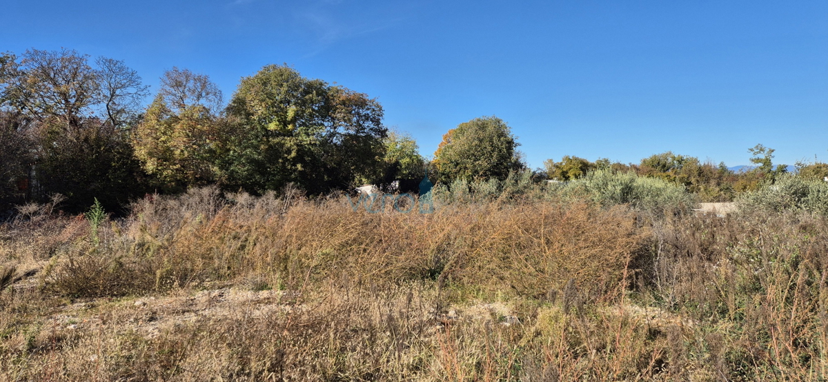 Otok Krk, Malinska, okolica, zazidljivo zemljišče 630 m2, razgled, prodaja