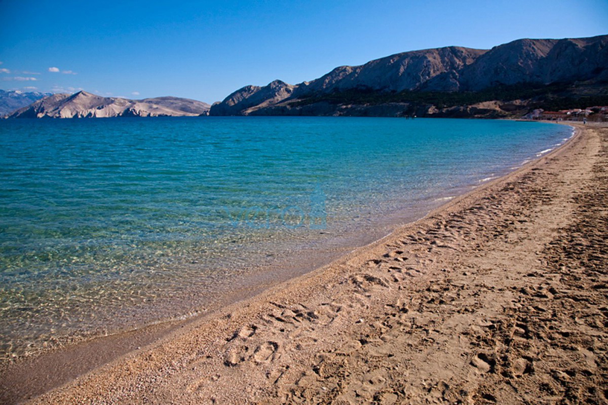 Baška, okolica, novejša dvojna hiša z bazenom in pogledom na morje, prodaja