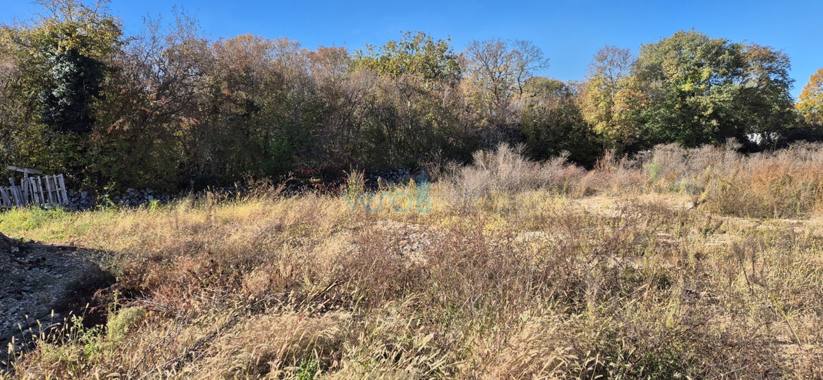 Otok Krk, Malinska, okolica, zazidljivo zemljišče 630 m2, razgled, prodaja