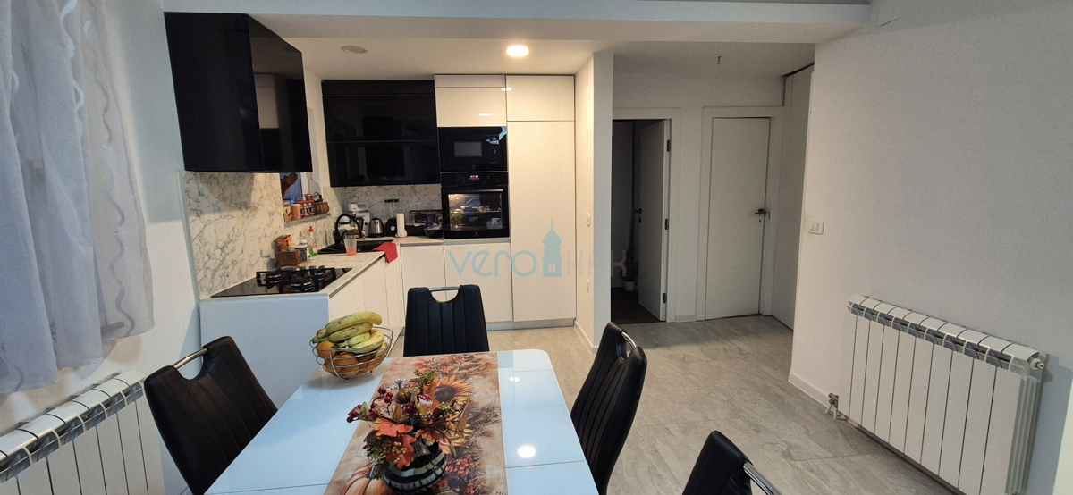 Šilo, otok Krk, dvosobno stanovanje v pritličju, vrt, prodaja