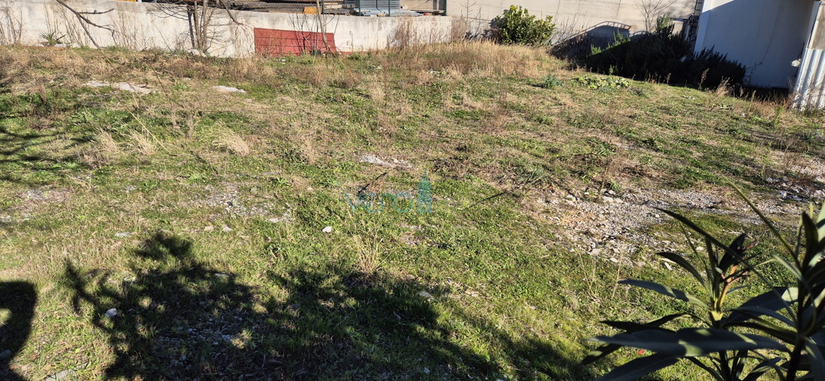 Omišalj, otok Krk, gradbeno zemljišče 492 m2, prodaja