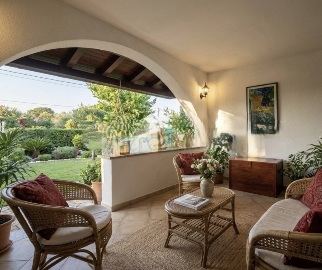 Otok Krk, Malinska, okolica, dvosobno stanovanje 72 m2, pritličje, vrt 96 m2, prodaja