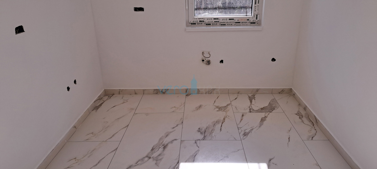 Uvala Soline, otok Krk, okolica, dvosobno stanovanje v nadstropju, terasa, novogradnja, prodaja