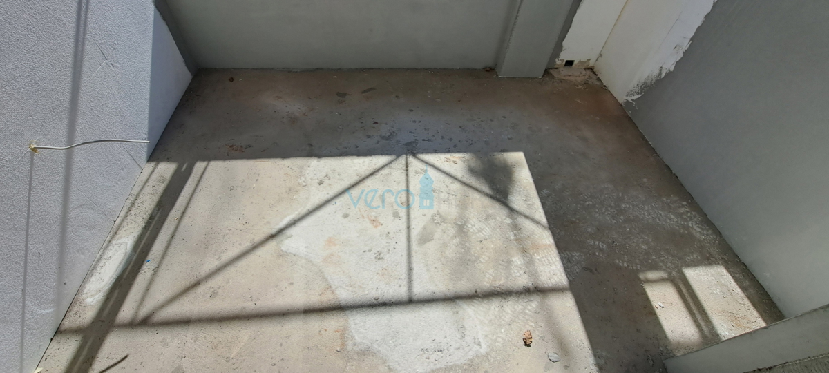 Uvala Soline, otok Krk, okolica, dvosobno stanovanje v nadstropju, terasa, novogradnja, prodaja