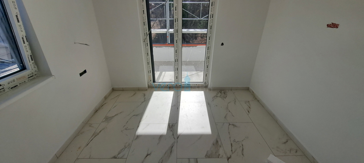 Uvala Soline, otok Krk, okolica, dvosobno stanovanje v nadstropju, terasa, novogradnja, prodaja