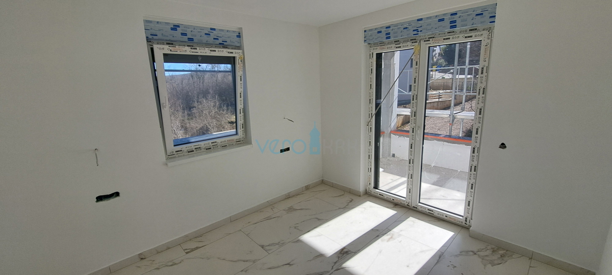 Uvala Soline, otok Krk, okolica, dvosobno stanovanje v nadstropju, terasa, novogradnja, prodaja