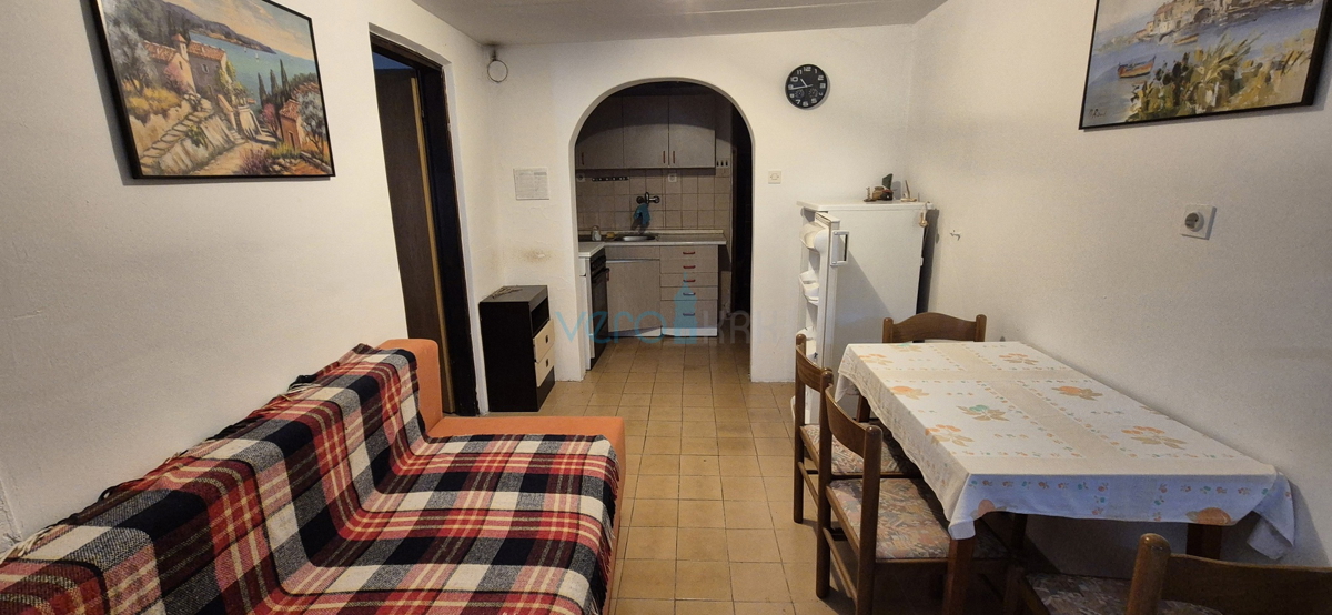 Mesto Krk, otok Krk, dvojna kuća s 3 stanovanja, pogled, zemljište, prodaja
