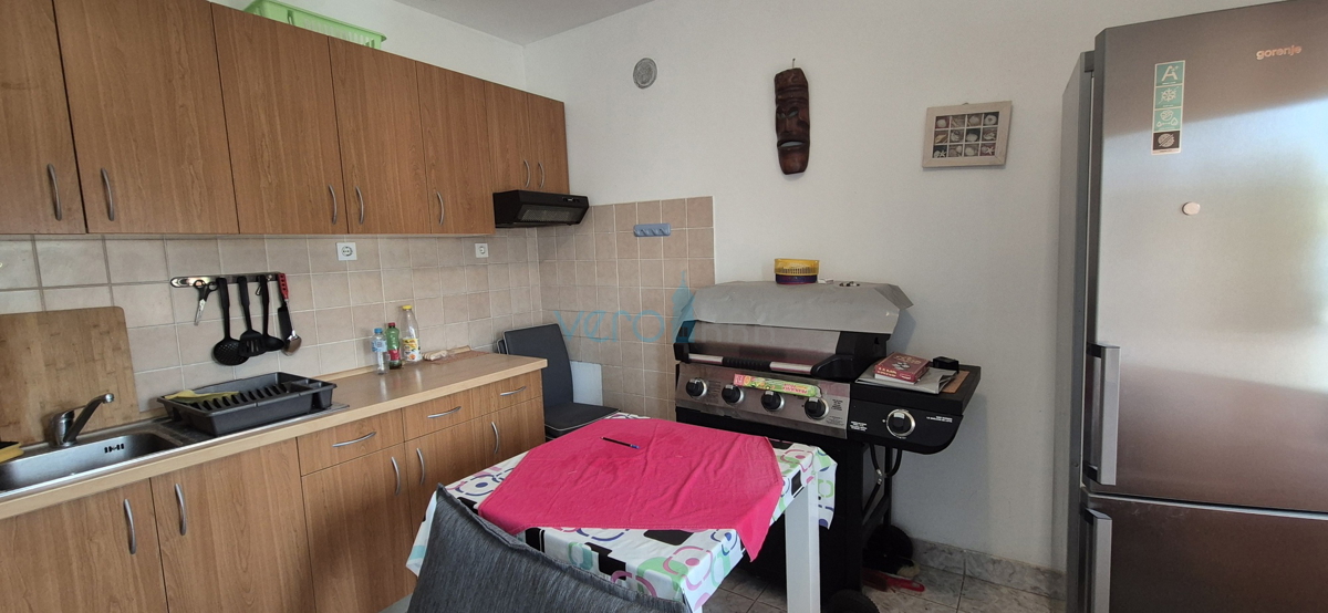 Mesto Krk, otok Krk, dvojna kuća s 3 stanovanja, pogled, zemljište, prodaja