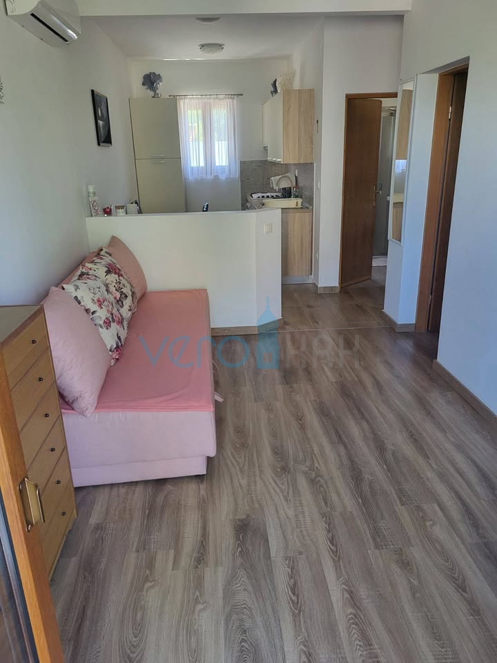 Otok Krk, Njivice, dvosobno stanovanje s teraso, skupaj 72,46 m2, pogled na morje, prodaja