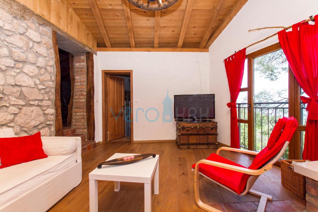 Opatija, Brseč, avtohtona vila z odprtim razgledom, prodaja