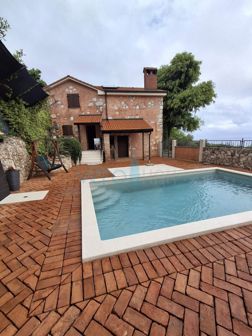 Opatija, Brseč, avtohtona vila z odprtim razgledom, prodaja