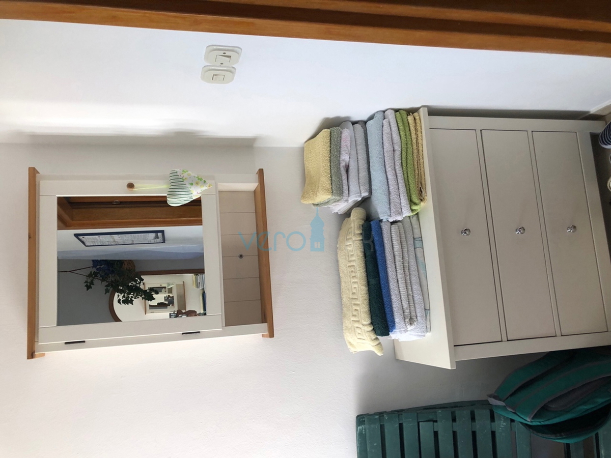 Čižići, otok Krk, dvonadstropno stanovanje 83 m2 z razgledom na morje, prodaja, najem