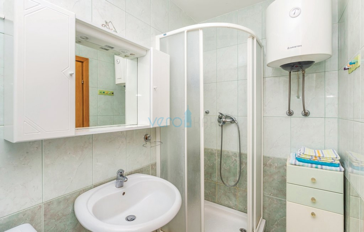 Čižići, otok Krk, dvonadstropno stanovanje 83 m2 z razgledom na morje, prodaja, najem