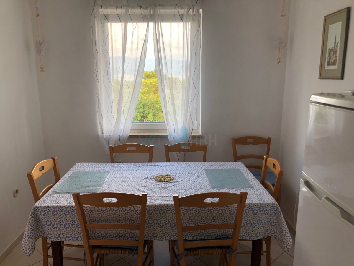 Čižići, otok Krk, dvonadstropno stanovanje 83 m2 z razgledom na morje, prodaja, najem