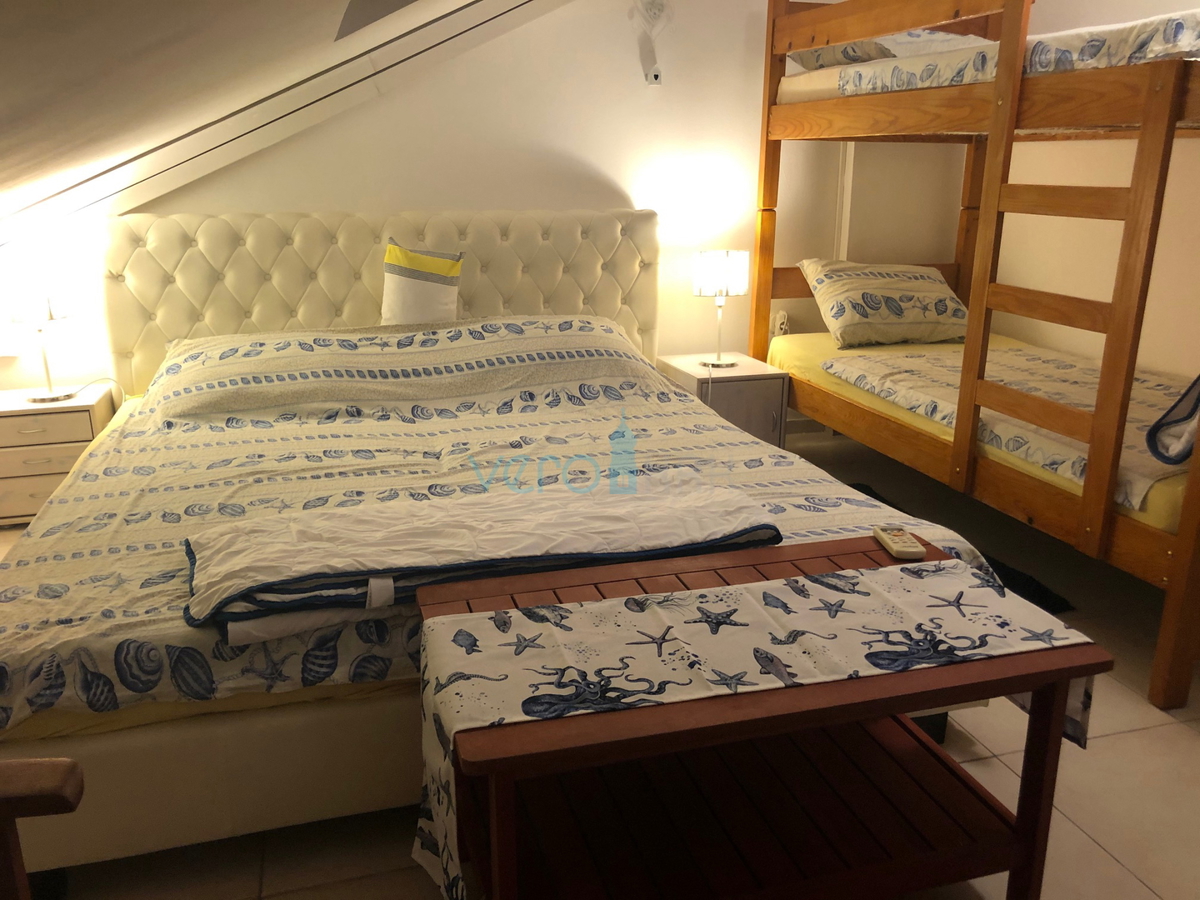 Čižići, otok Krk, dvonadstropno stanovanje 83 m2 z razgledom na morje, prodaja, najem