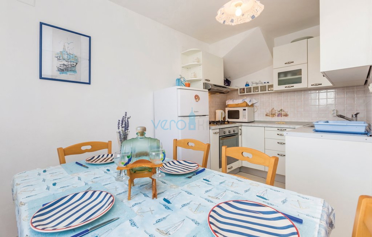 Čižići, otok Krk, dvonadstropno stanovanje 83 m2 z razgledom na morje, prodaja, najem