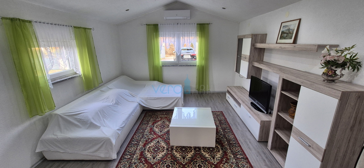 Istra, Buje, širša okolica, samostojna pritlična hiša na robu gradbene cone, prodaja